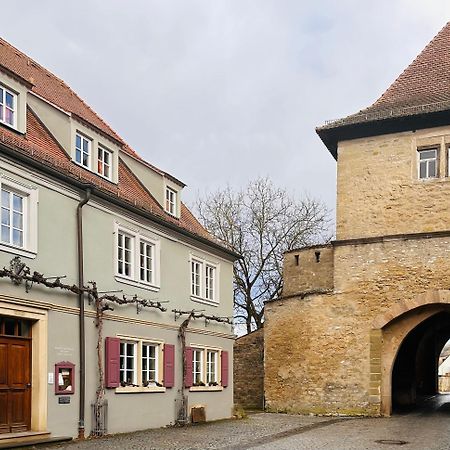 Weingut Gaestehaus Weigand Iphofen Exterior photo